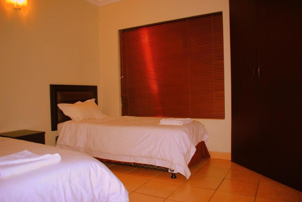 הארטביספורט Palm Valley Inn And Day Spa מראה חיצוני תמונה
