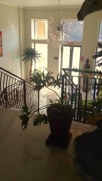 הארטביספורט Palm Valley Inn And Day Spa מראה חיצוני תמונה