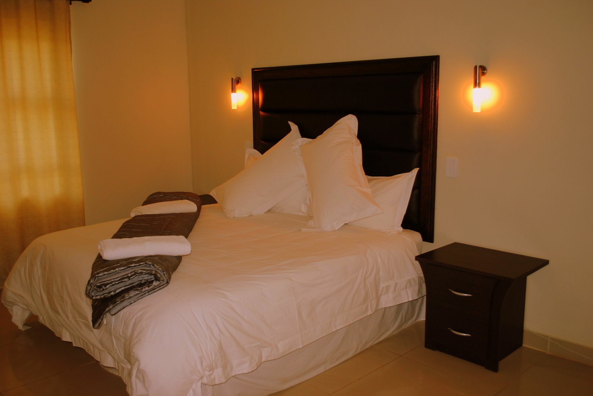 הארטביספורט Palm Valley Inn And Day Spa מראה חיצוני תמונה